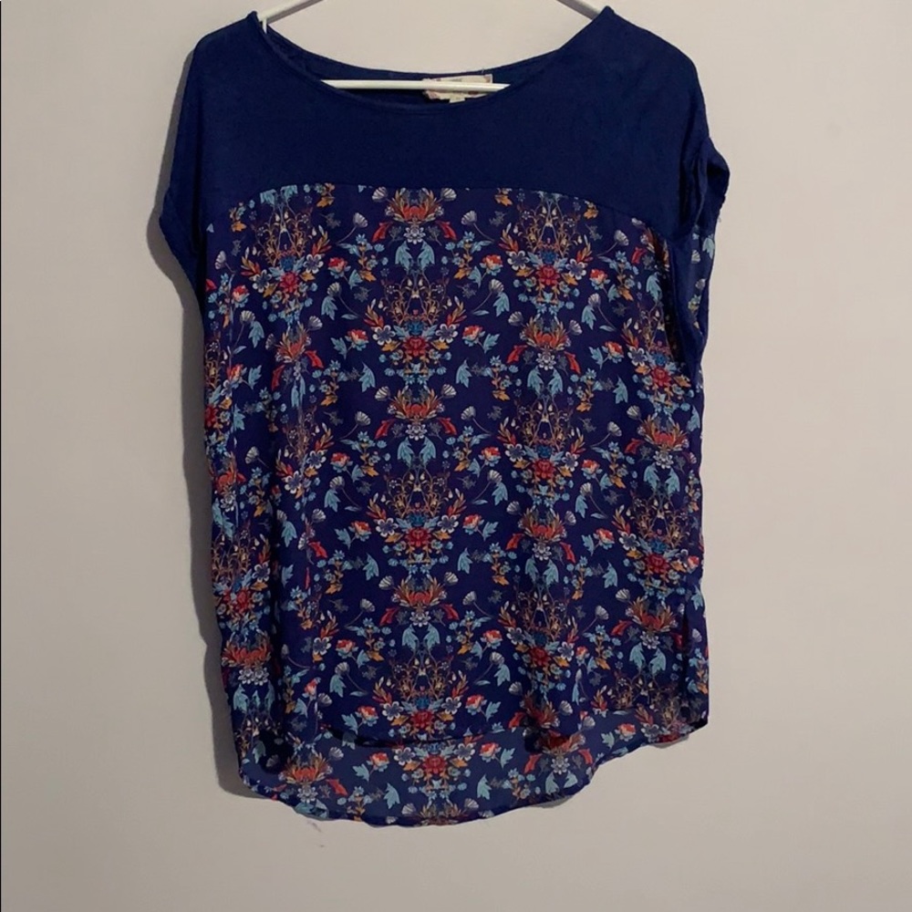 Floral top